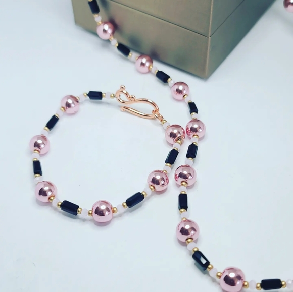 Pink Hematite set - Picture 3 of 5